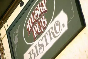 Pub Hotel: The Husky