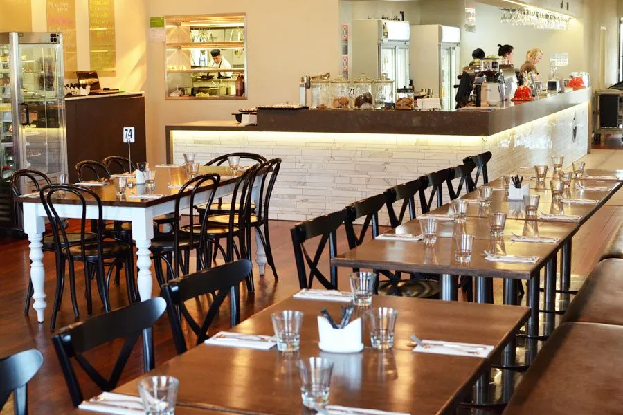 Pub Hotel: The Husky