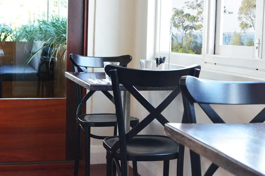 Pub Hotel: The Husky